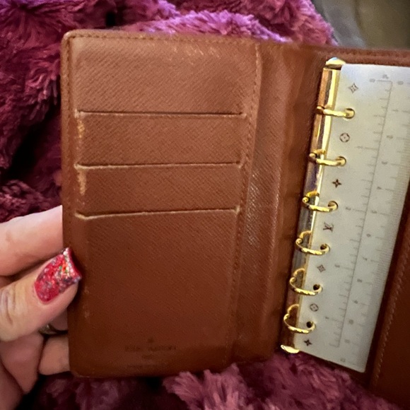 Authentic LV monogram Agenda - Picture 9 of 9